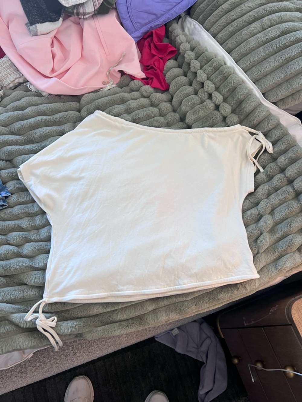 Cider White One-Shoulder Crop Top with Tie Detail